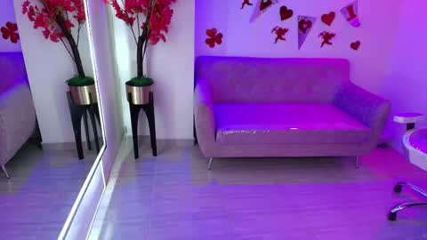 maddie_t18 online show from 02.26.26