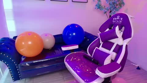 maddie_t18 online show from 04.29.26