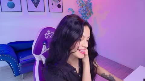 maddie_t18 online show from 04.30.26