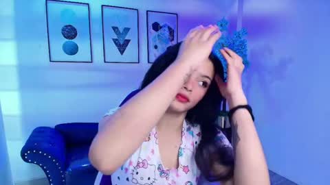 maddie_t18 online show from 05.01.26