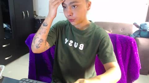 Snapshot of maddiie_and_clyde chatting on 02.13.26 maddiie and clyde online show from 02.13.26