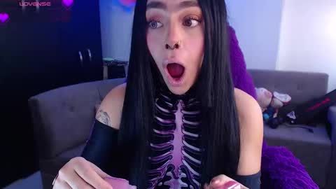 Snapshot of maddiie_and_clyde chatting on 03.16.26 maddiie and clyde online show from 03.16.26