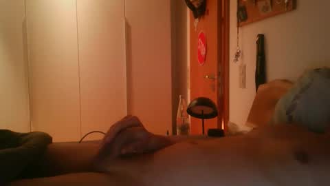 Snapshot of maddin8891 chatting on 02.12.26 Maddin online show from 02.12.26