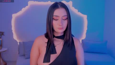 Maddison online show from 07.12.26