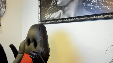 Snapshot of maddox_santana chatting on 02.26.25 Maddox Santana online show from 02.26.25