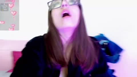 Snapshot of maddy_14 chatting on 01.25.25 Maddy UwU online show from 01.25.25