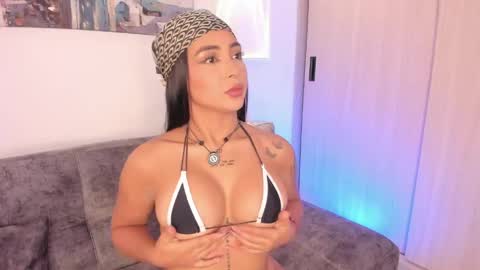 Maddy  online show from 04.25.26