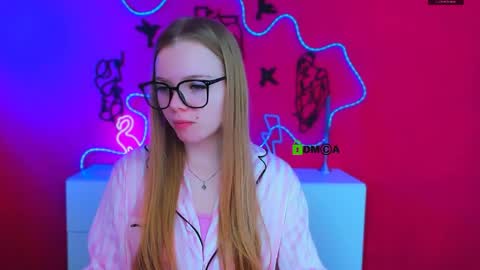 maddy moah online show from 04.04.26