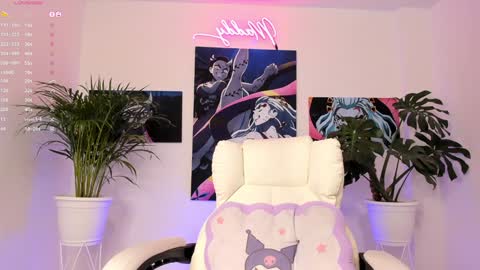 maddy_uwu online show from 12.23.24