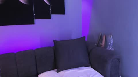 Snapshot of maddy_walker chatting on 02.05.25 Maddy online show from 02.05.25