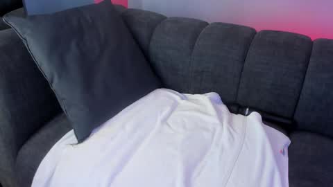 Snapshot of maddy_walker chatting on 02.14.25 Maddy online show from 02.14.25