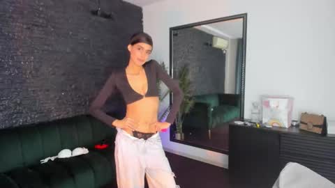 Snapshot of maddyexposedd chatting on 02.02.26 Maddy online show from 02.02.26