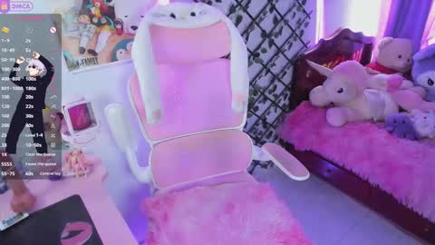 Maddy Foox online show from 11.13.25