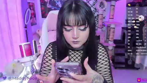 Snapshot of maddyfoox chatting on 07.12.26 Maddy Foox online show from 07.12.26