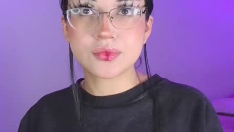   Please followme and rate me your thumbs up online show from 12.02.25