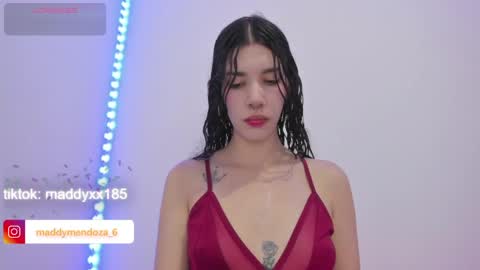 Snapshot of maddymendozaxx chatting on 03.27.26 Maddy online show from 03.27.26