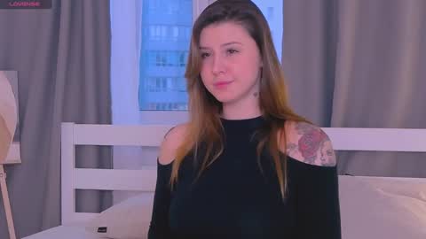 Snapshot of made_by_heaven chatting on 01.28.25 Rada online show from 01.28.25