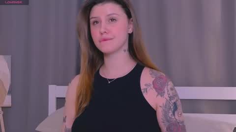 Snapshot of made_by_heaven chatting on 02.12.25 Rada online show from 02.12.25