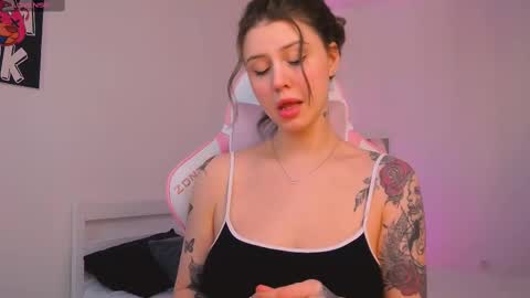 Snapshot of made_by_heaven chatting on 03.07.25 Rada online show from 03.07.25