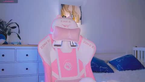 Snapshot of made_by_heaven chatting on 10.30.25 Rada online show from 10.30.25