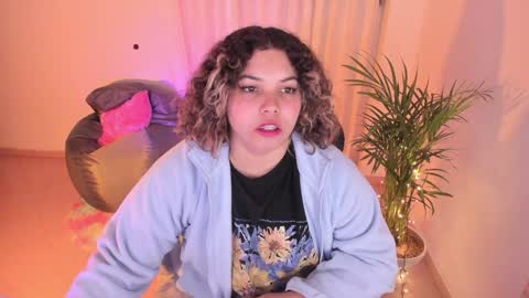 madelaine_taylor online show from 01.24.25