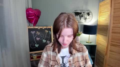 madelaines online show from 11.05.25