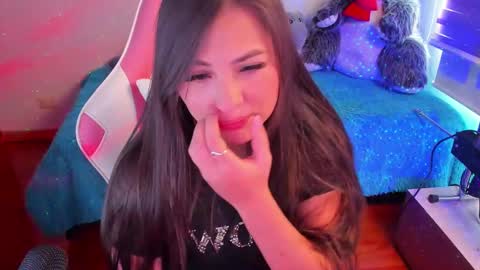 Emily     Only Fans  online show from 03.05.25