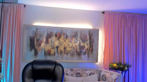 Snapshot of madelinefox_ chatting on 02.11.25 Madeline online show from 02.11.25