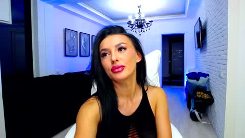 Magda online show from 12.22.24