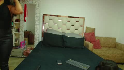 Snapshot of madeyn_roses chatting on 02.01.26 madelyn roses online show from 02.01.26