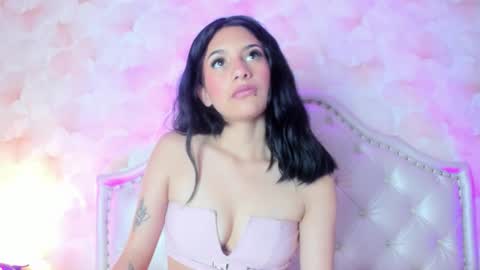 Snapshot of madhison_5 chatting on 11.14.25 madhison_5 online show from 11.14.25