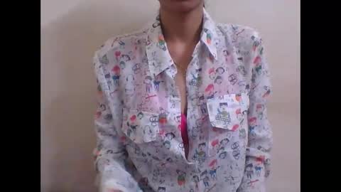 Snapshot of madhubala09 chatting on 12.19.24 madhubala09 online show from 12.19.24