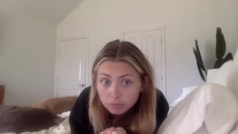 Snapshot of madirose69 chatting on 10.03.25 mari rose online show from 10.03.25