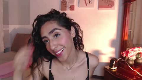 Snapshot of madisex_s chatting on 03.08.25 Madelein online show from 03.08.25