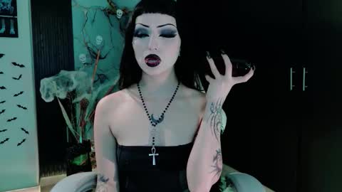 madison_jacksonn online show from 01.08.26