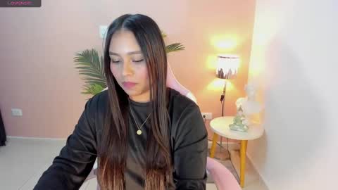 Snapshot of madison_montes chatting on 10.17.25 madison montes online show from 10.17.25