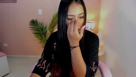 Snapshot of madison_montes chatting on 10.21.25 madison montes online show from 10.21.25