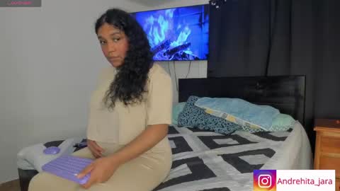 Snapshot of madisonbrunette_lxs chatting on 05.29.26 madison online show from 05.29.26