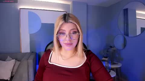 Snapshot of madisonkane chatting on 06.25.26 Madison Kane online show from 06.25.26