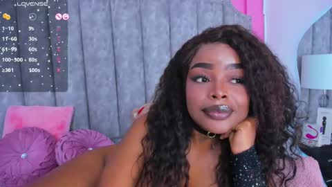 Snapshot of madissonlopez chatting on 02.22.25 Madisson Lopez online show from 02.22.25