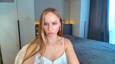 Snapshot of madlen_new chatting on 03.27.26 Madlen online show from 03.27.26