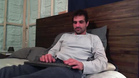 Snapshot of madmax0133 chatting on 01.27.25 Guigui online show from 01.27.25