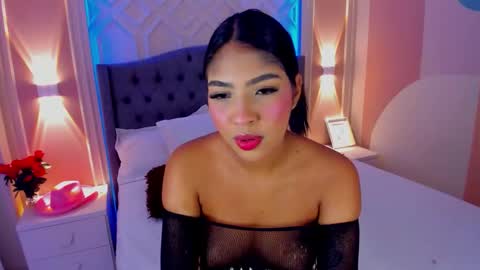 Snapshot of madylust chatting on 11.27.25 Madison online show from 11.27.25