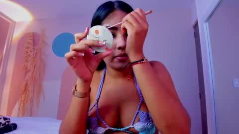 Snapshot of madylust chatting on 12.22.25 Madison online show from 12.22.25