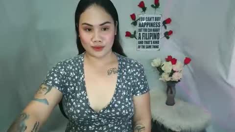 Snapshot of mae_hottie69 chatting on 10.07.25 mae_hottie69 online show from 10.07.25