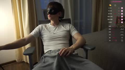 Mike XMaestro 3369 online show from 03.10.25