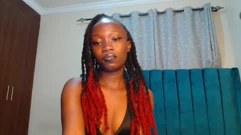 Maeve online show from 01.04.25