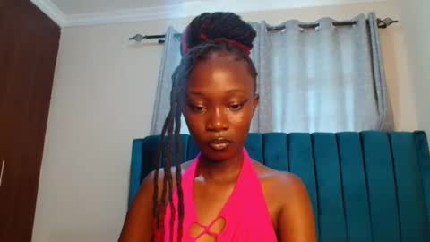 Maeve online show from 01.07.25