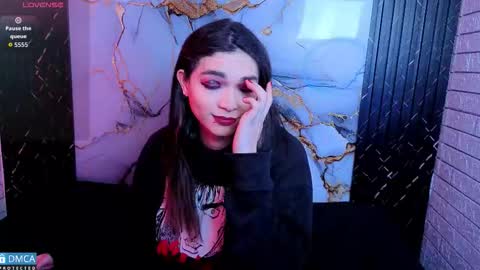 Snapshot of maevekuro chatting on 02.21.26 maevekuro online show from 02.21.26