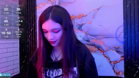 Snapshot of maevekuro chatting on 02.28.26 maevekuro online show from 02.28.26